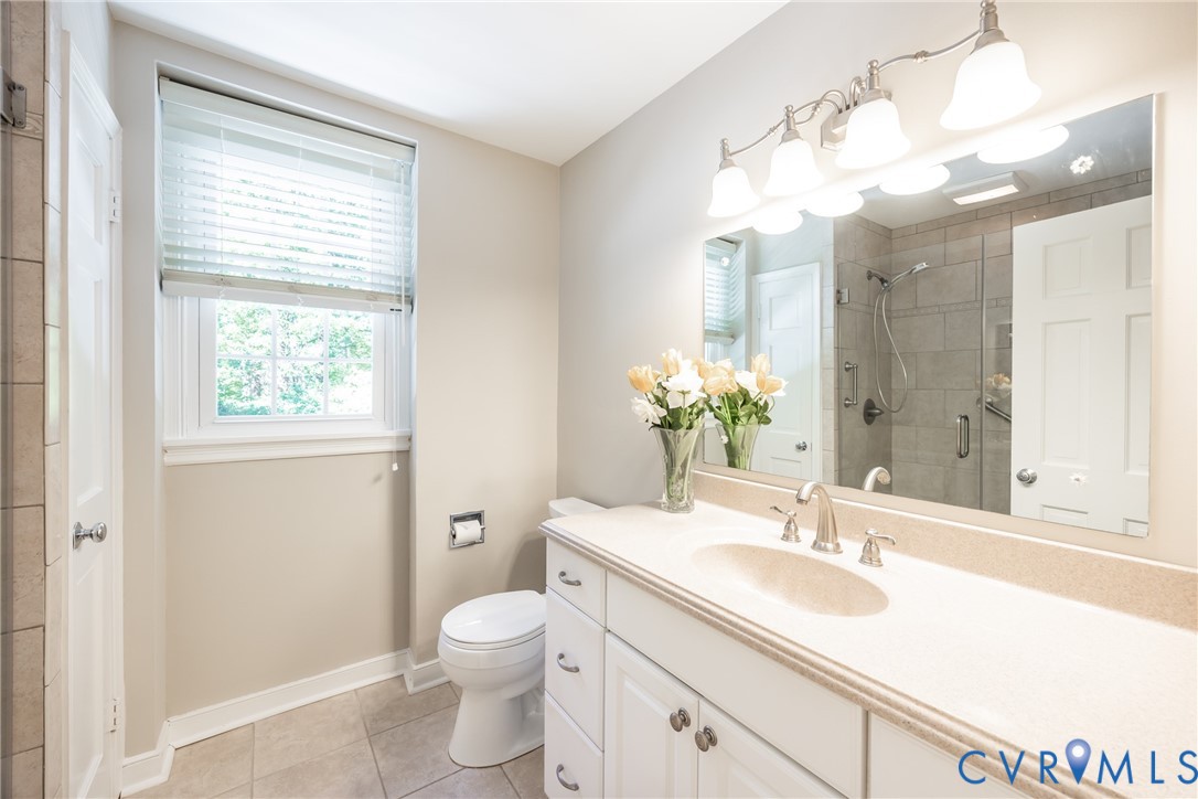 10101 Farmleigh Dr