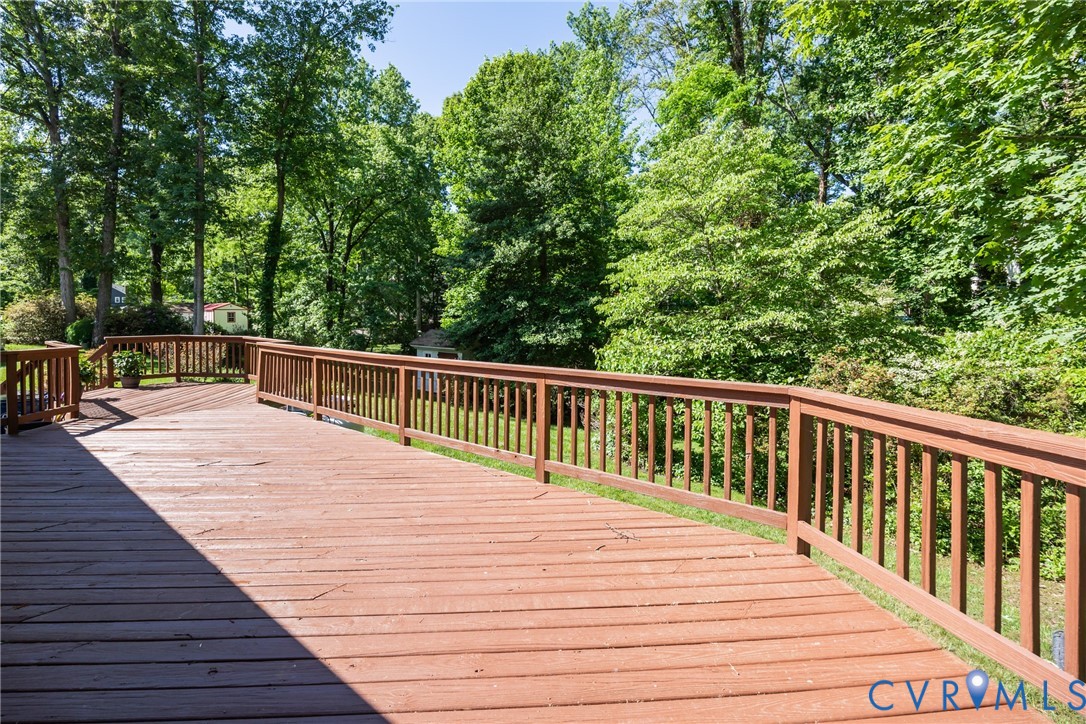 10101 Farmleigh Dr
