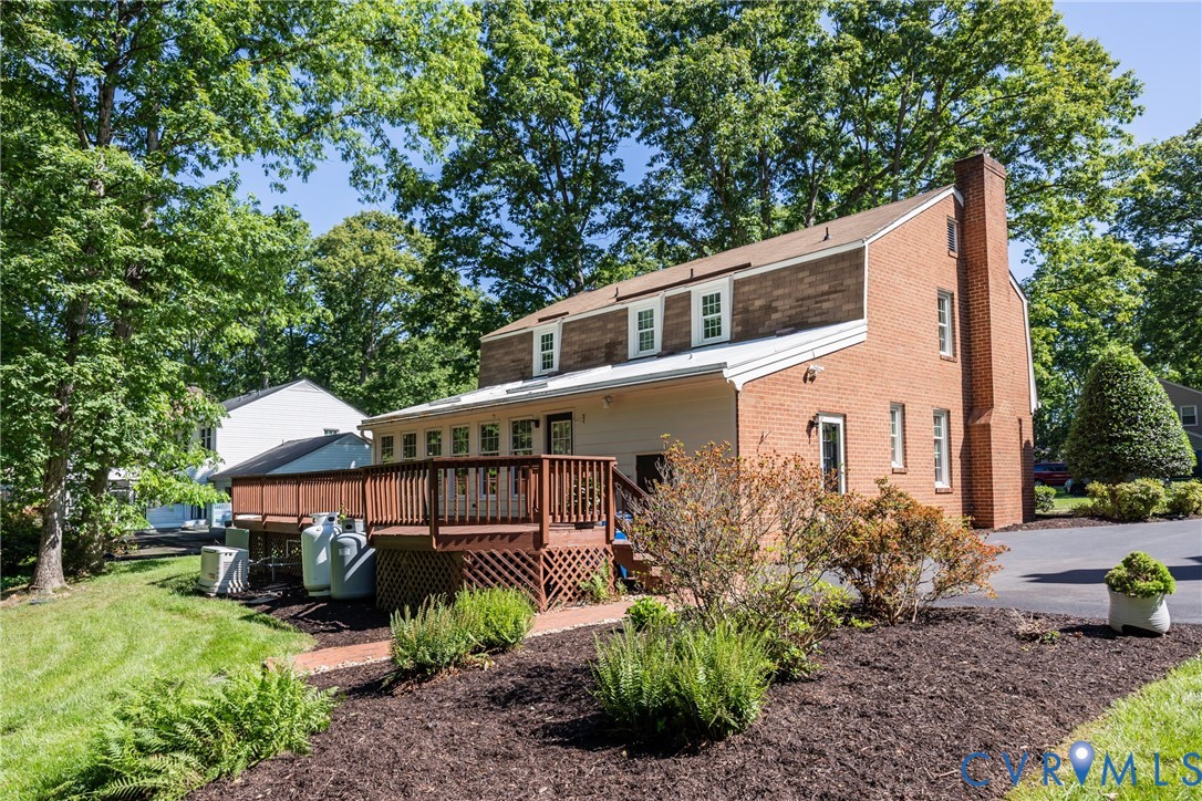 10101 Farmleigh Dr