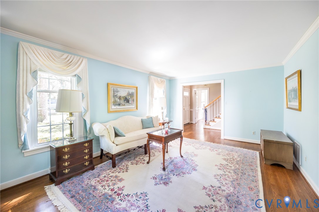 10101 Farmleigh Dr