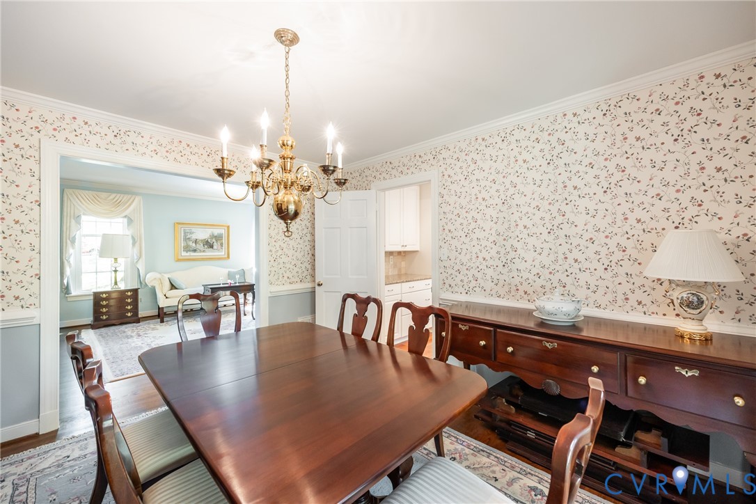 10101 Farmleigh Dr