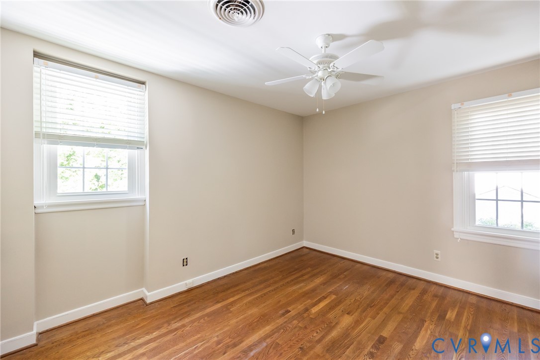 10101 Farmleigh Dr