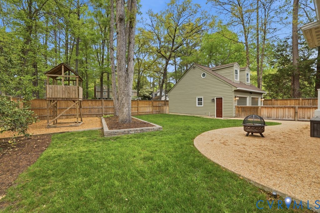 11108 Warren View Rd