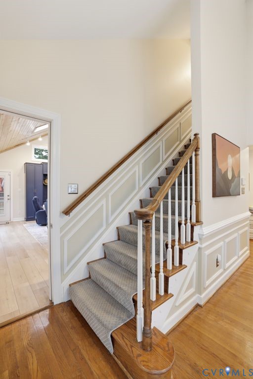 11108 Warren View Rd