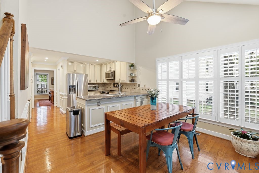 11108 Warren View Rd