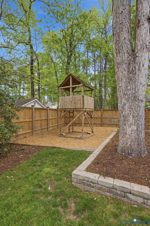 11108 Warren View Rd