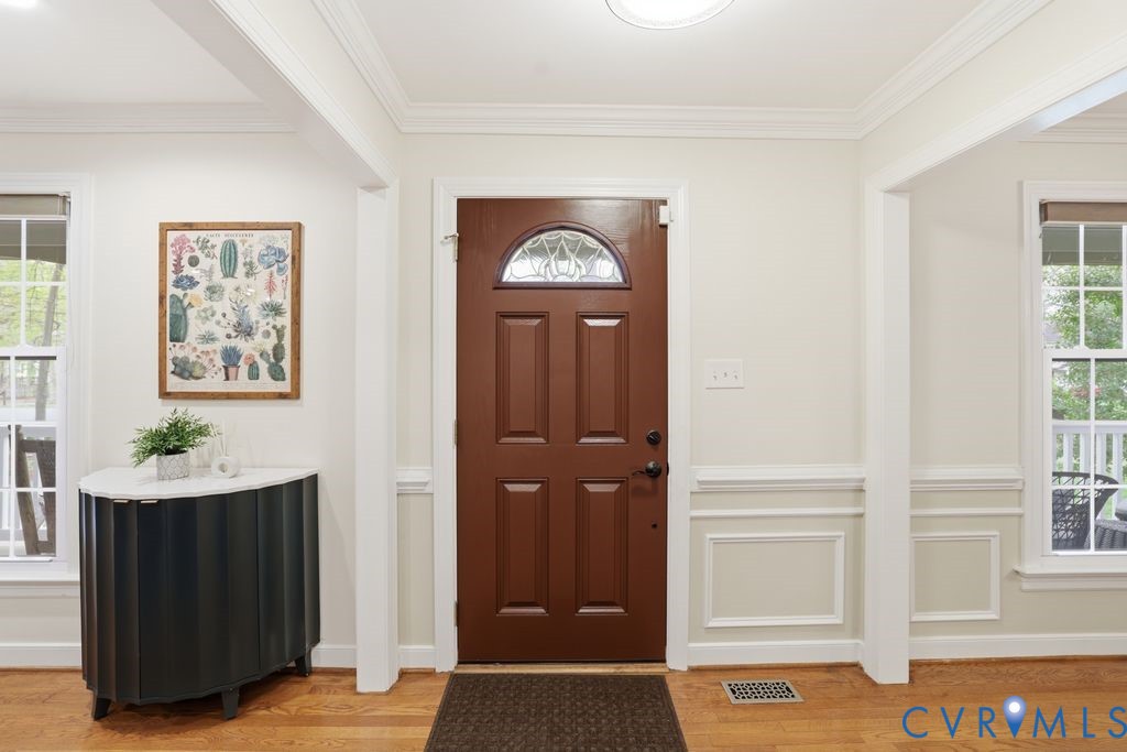 11108 Warren View Rd