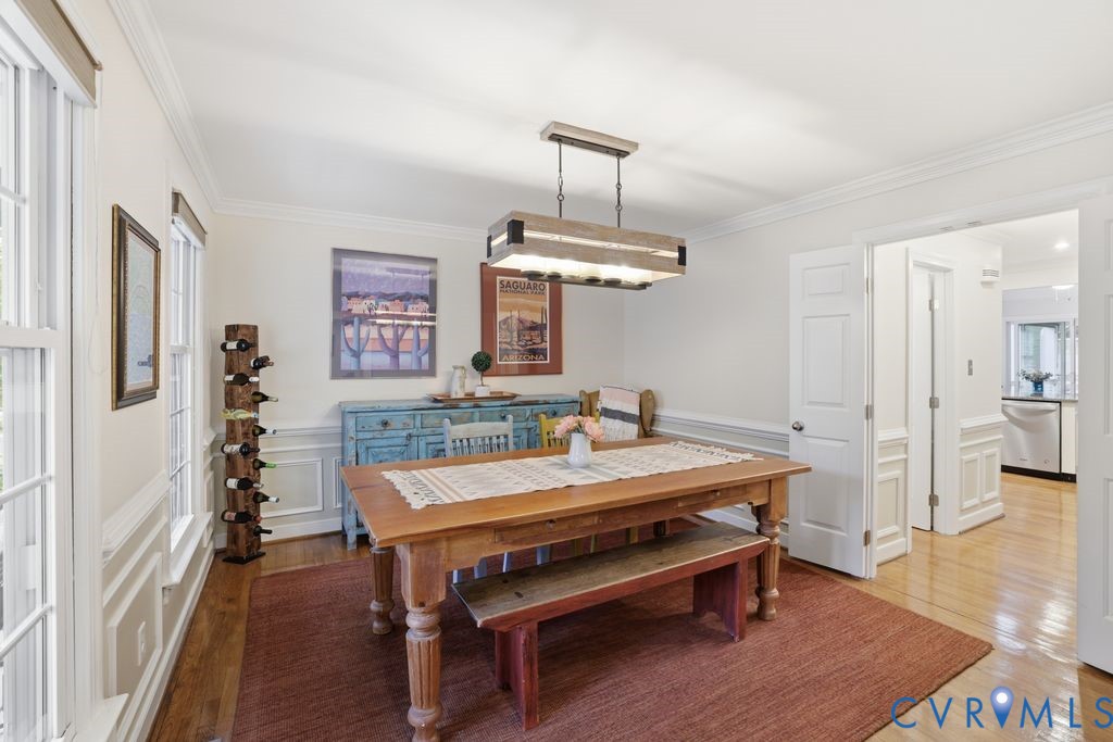 11108 Warren View Rd