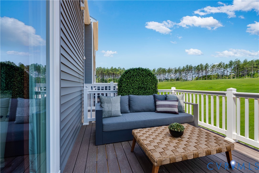 8729 Pioneer Hill Dr