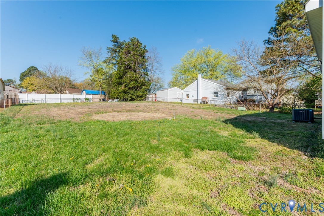 1006 Pineville Rd