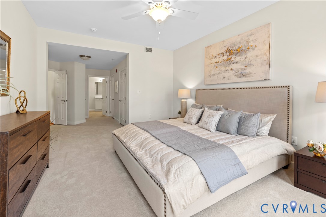 4820 Old Main St Unit#402