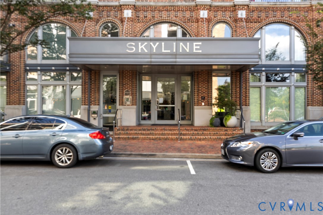 4820 Old Main St Unit#402