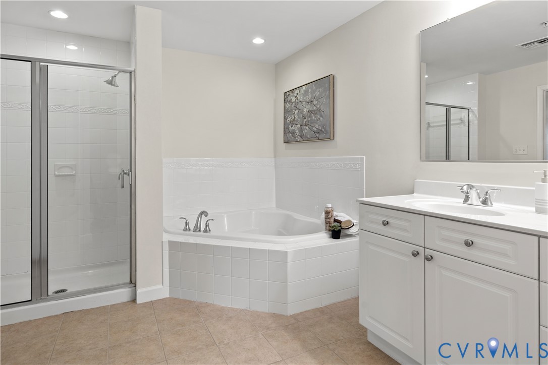 4820 Old Main St Unit#402