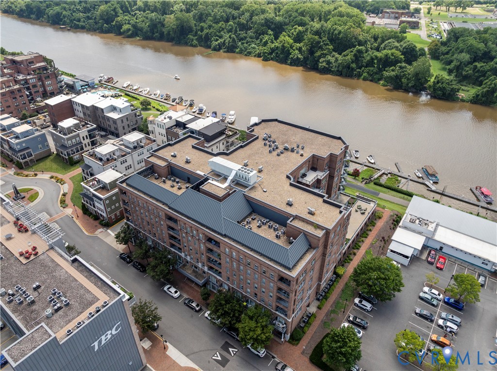 4820 Old Main St Unit#402