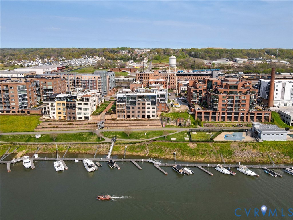 4820 Old Main St Unit#402