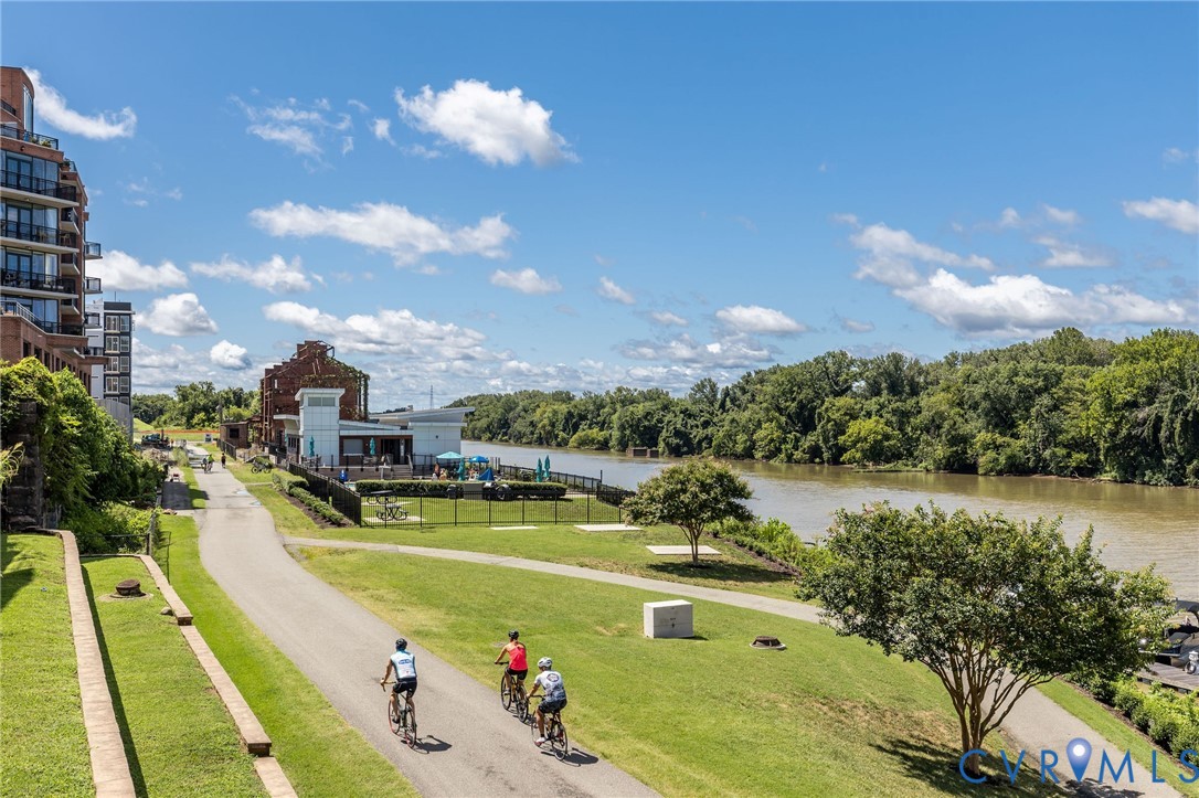 4820 Old Main St Unit#402