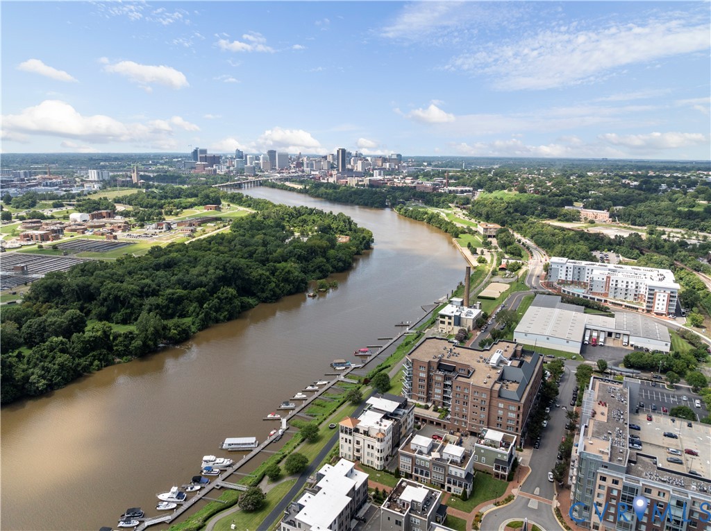 4820 Old Main St Unit#402