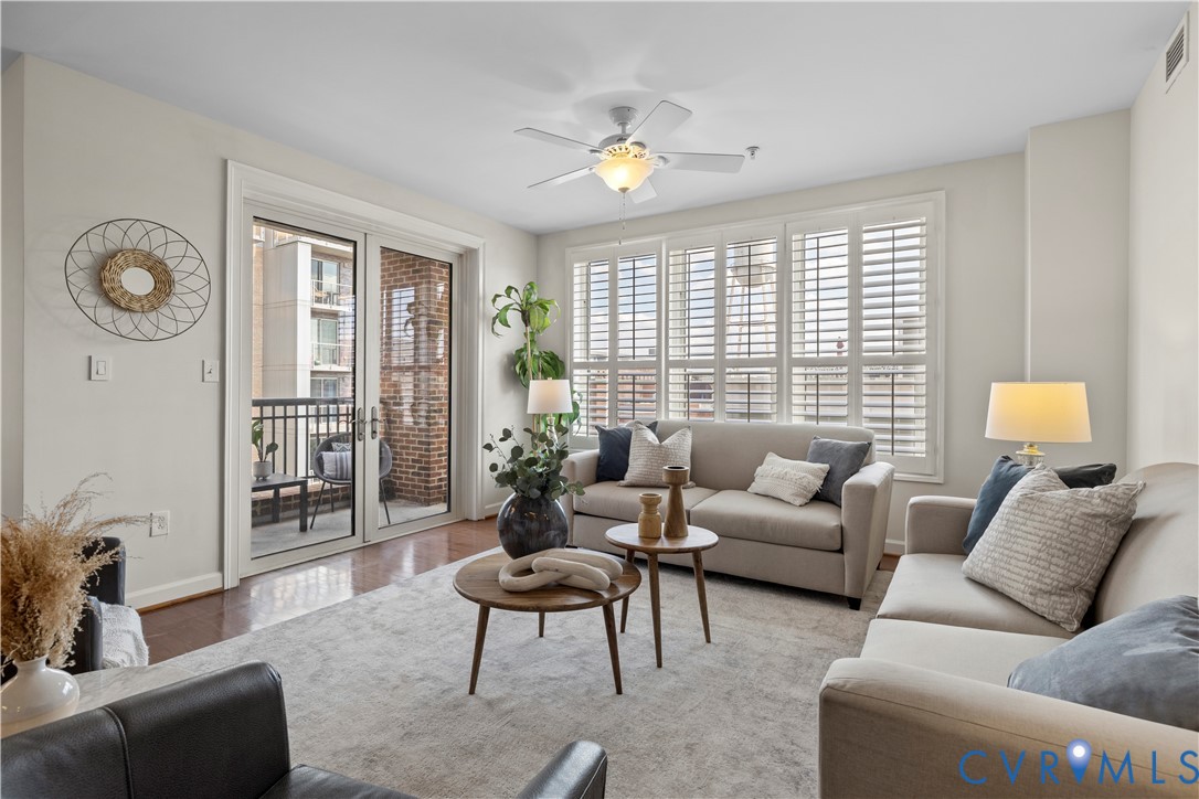 4820 Old Main St Unit#402