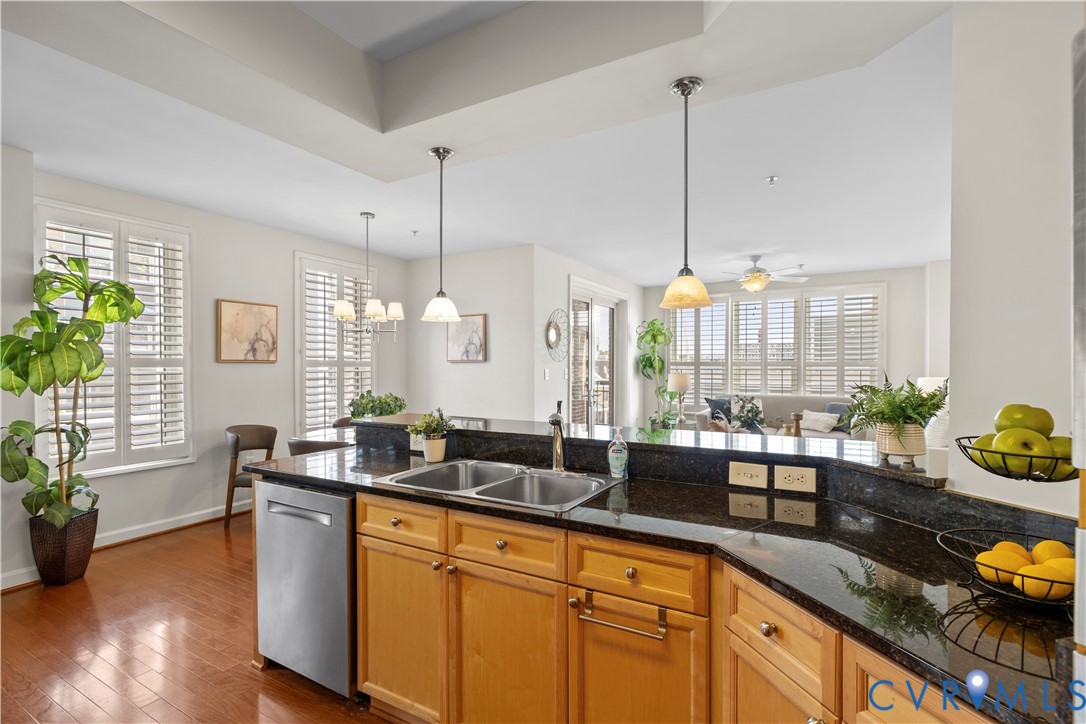 4820 Old Main St Unit#402