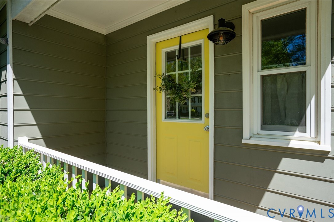 5417 Standing Oak Rd