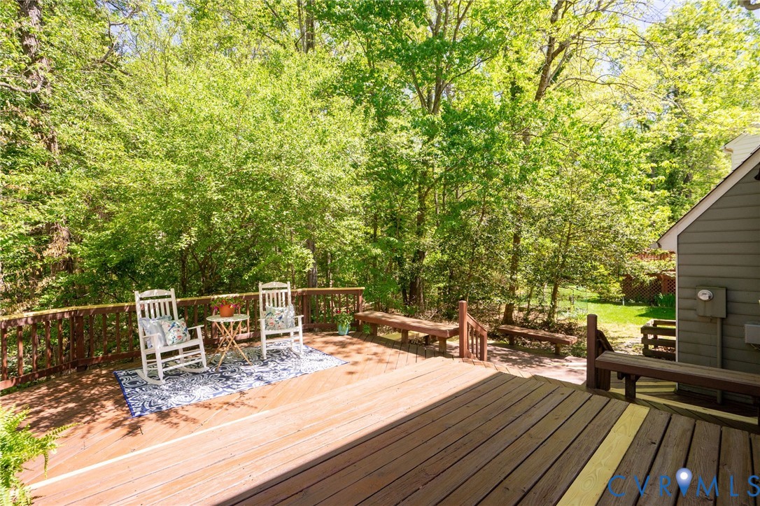 5417 Standing Oak Rd