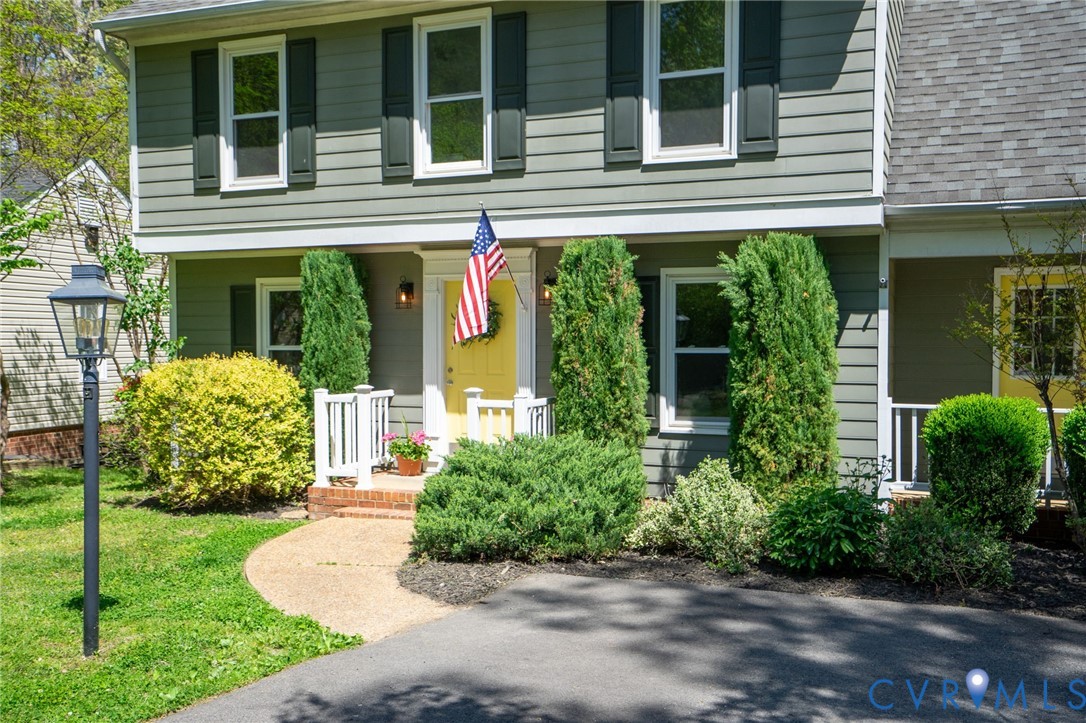 5417 Standing Oak Rd