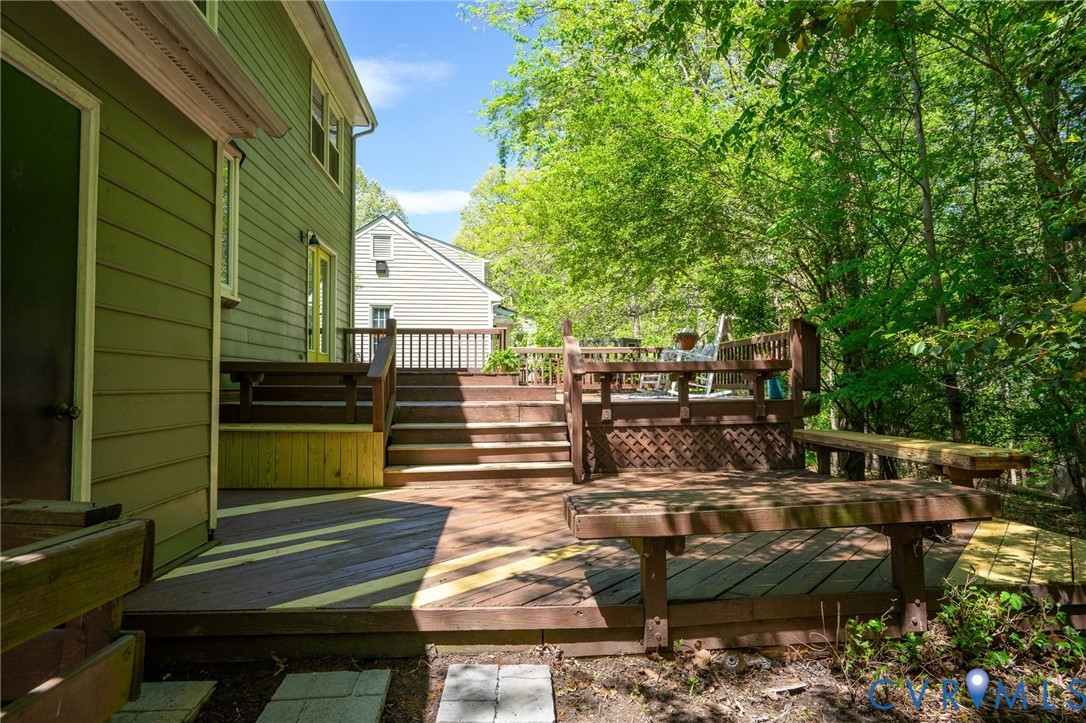 5417 Standing Oak Rd