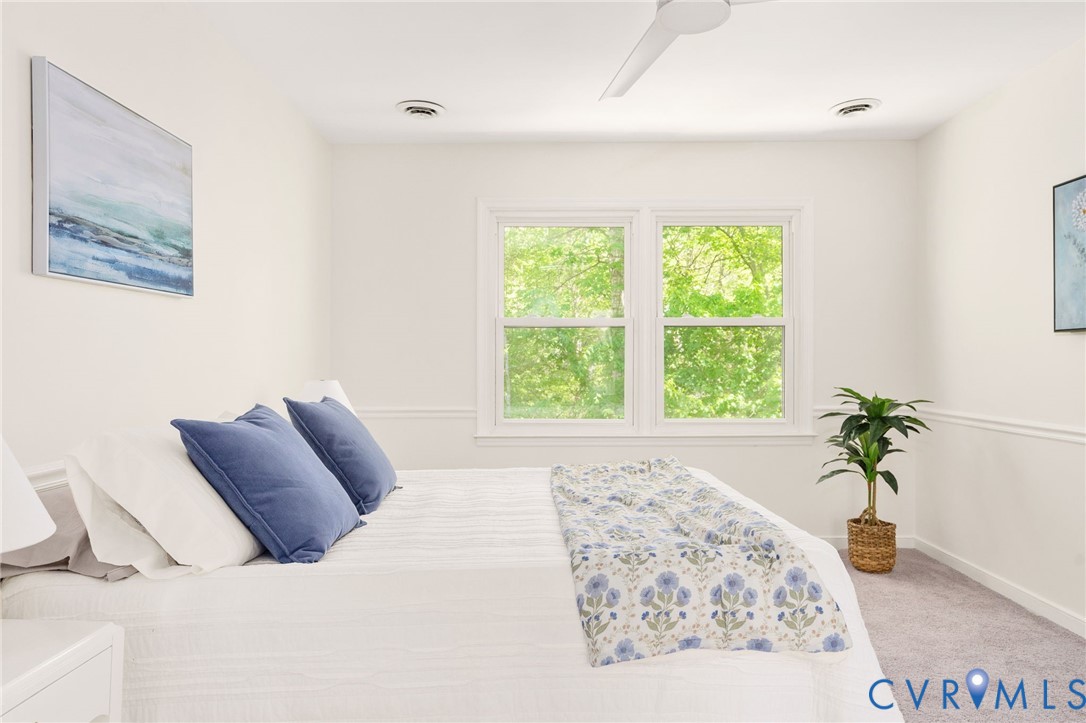 5417 Standing Oak Rd