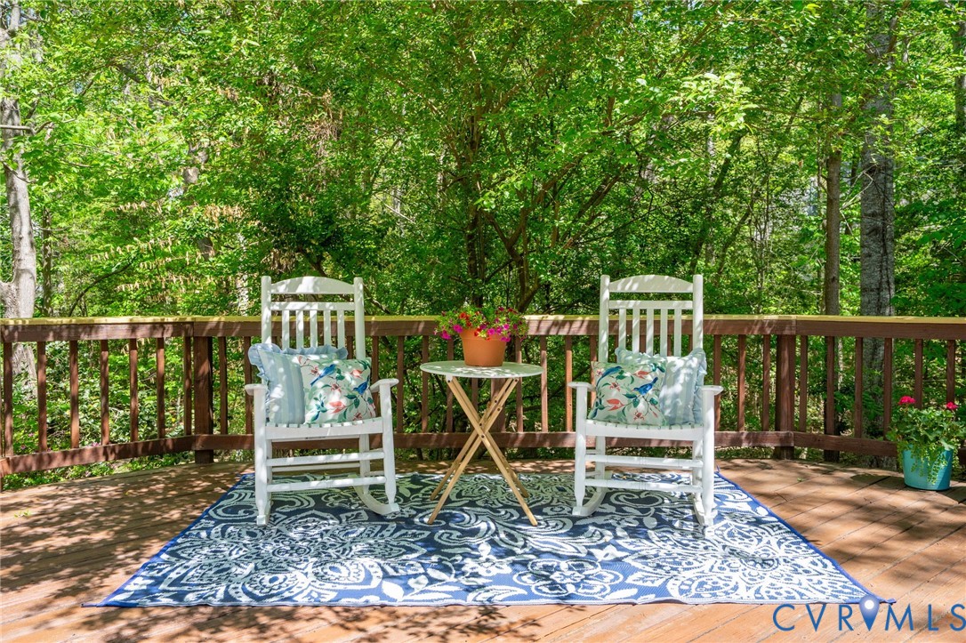 5417 Standing Oak Rd