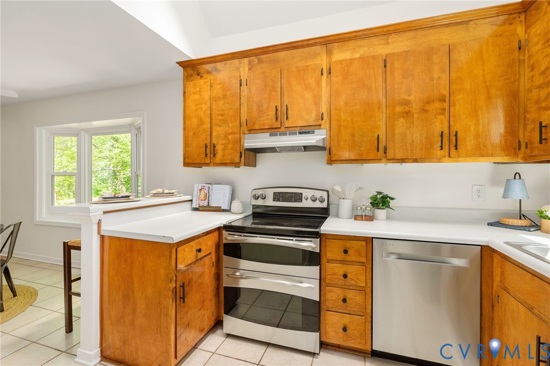 5417 Standing Oak Rd