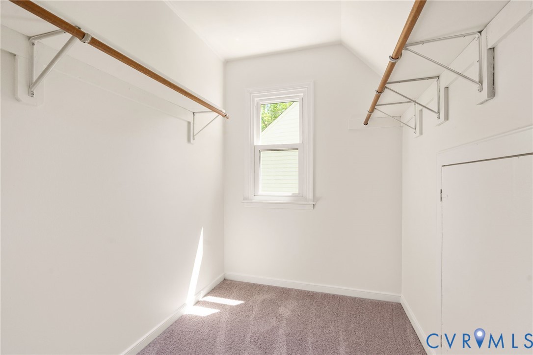 5417 Standing Oak Rd