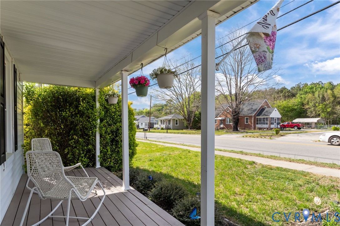 6101 River Rd