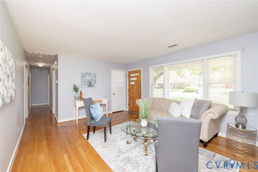 7252 Fairview Dr
