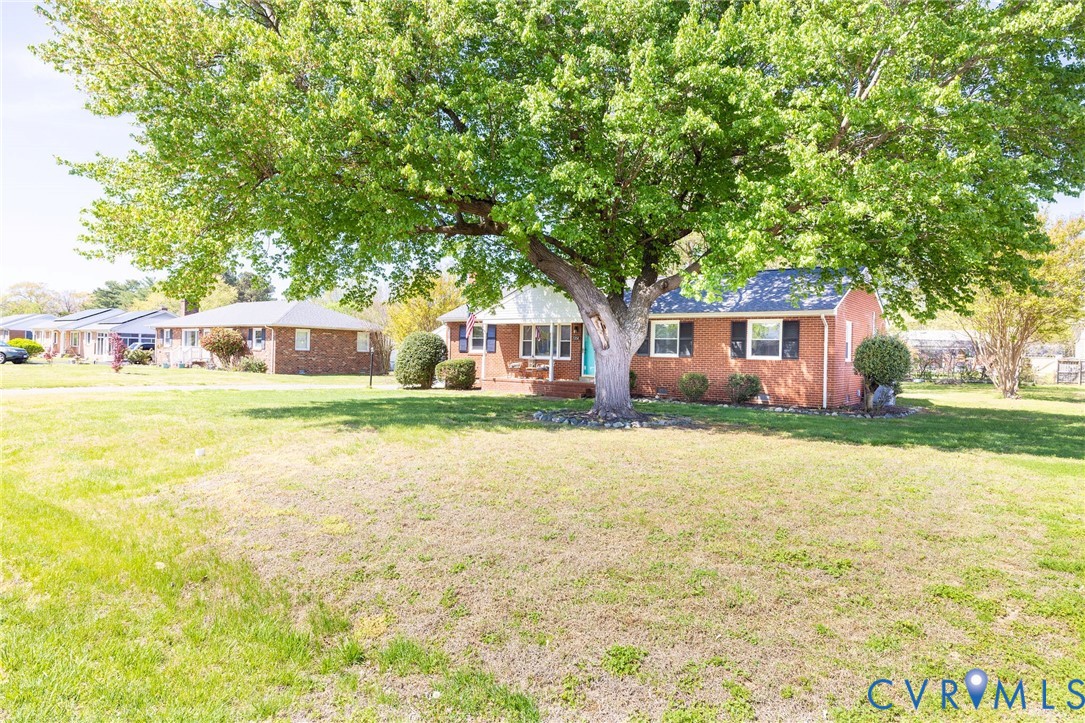 7252 Fairview Dr
