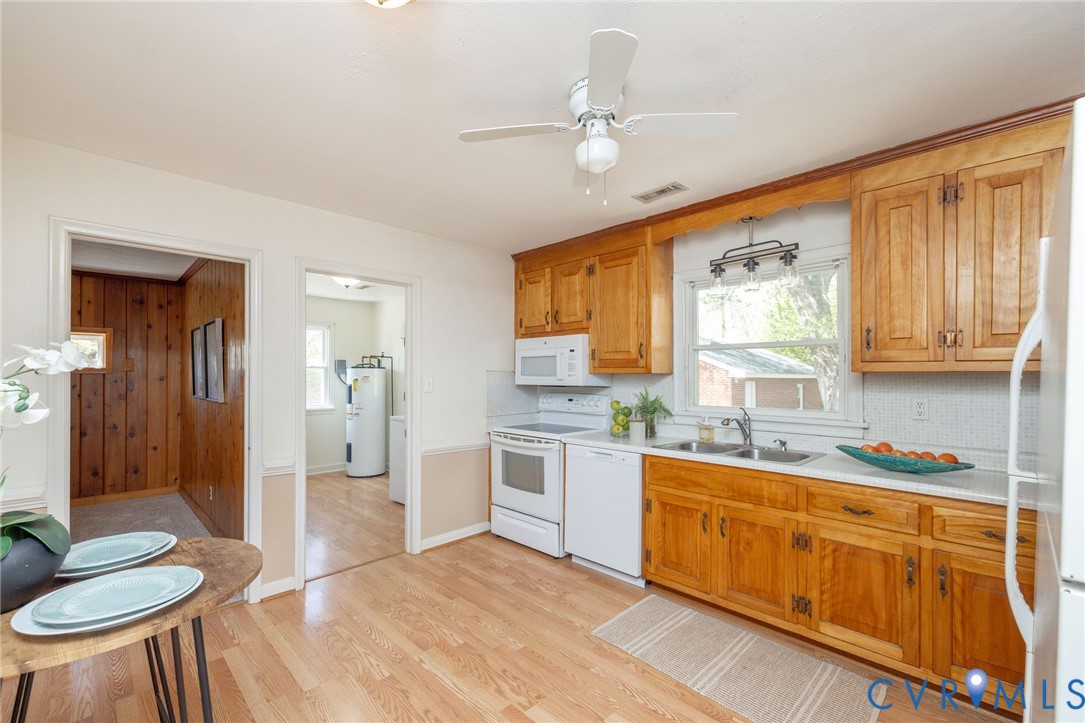 7252 Fairview Dr