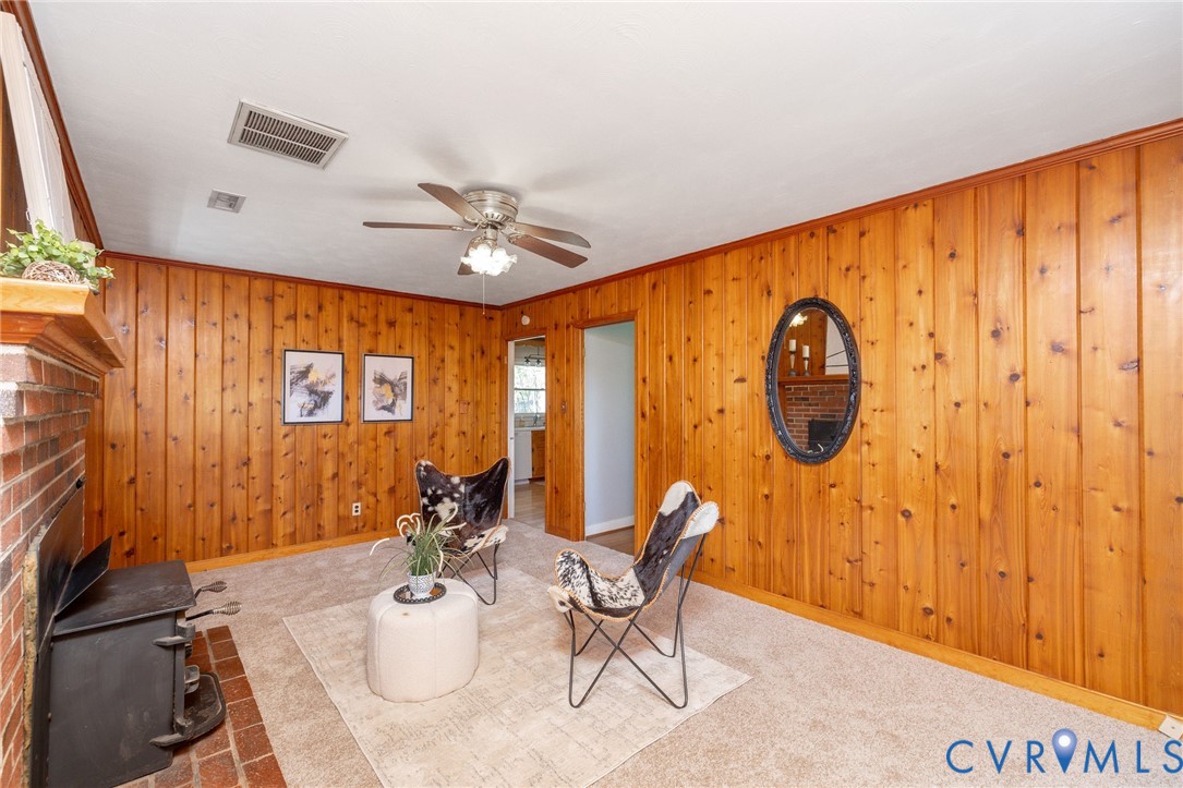 7252 Fairview Dr