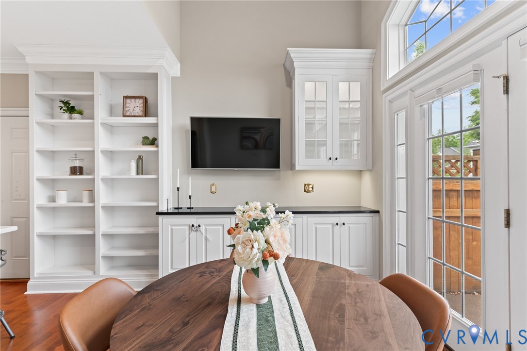 1004 Marney Ct