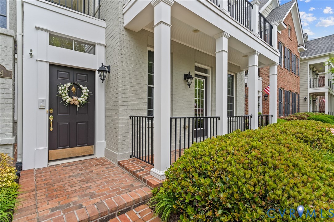 1004 Marney Ct