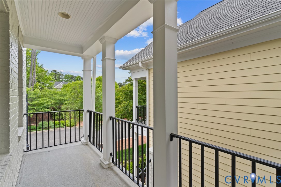 1004 Marney Ct