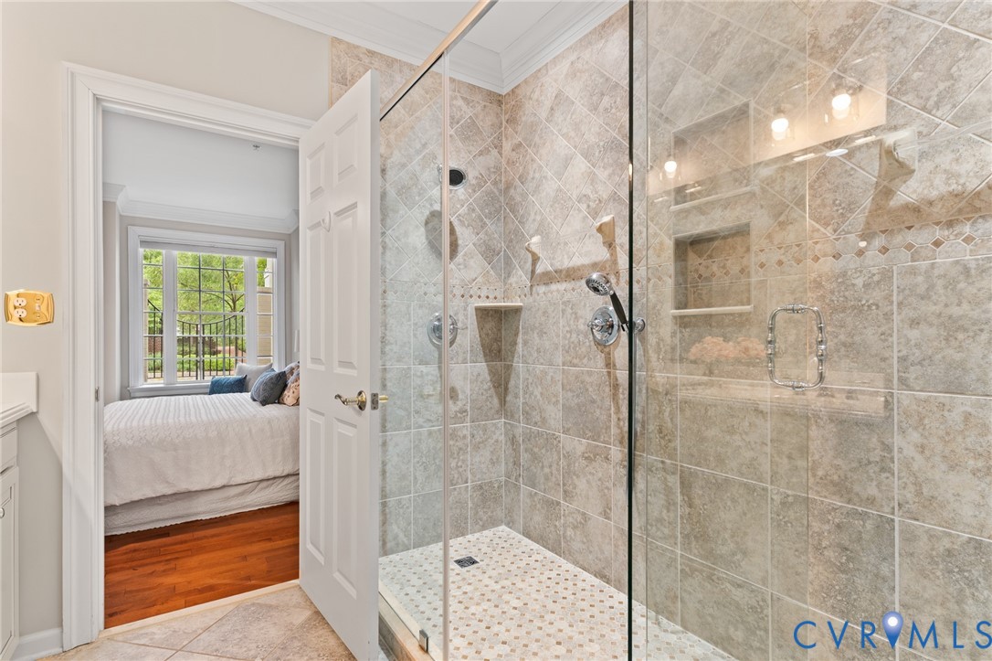 1004 Marney Ct
