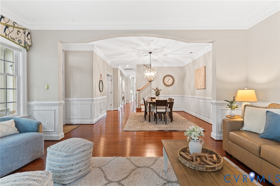 1004 Marney Ct