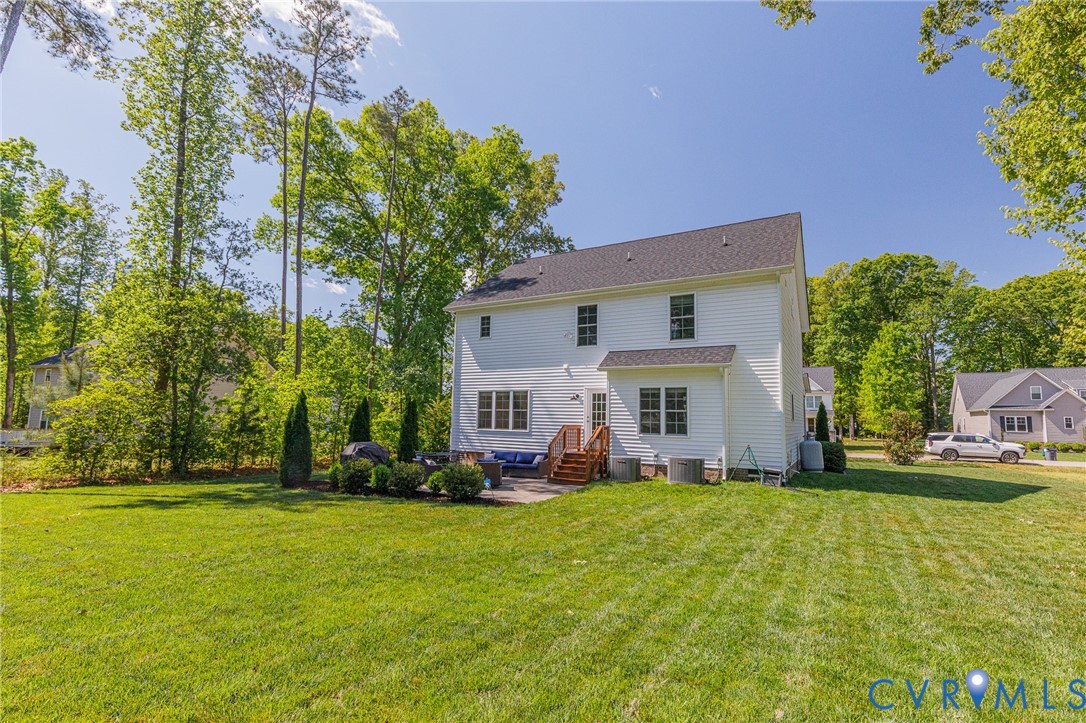 9131 Deerlake Dr