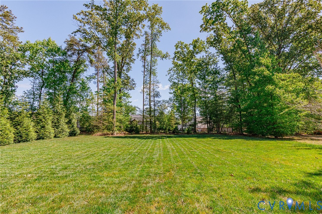 9131 Deerlake Dr