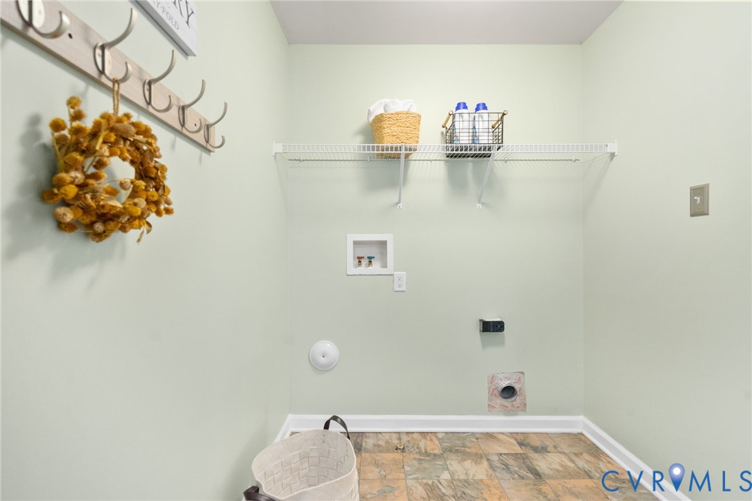 3130 Tadley Dr