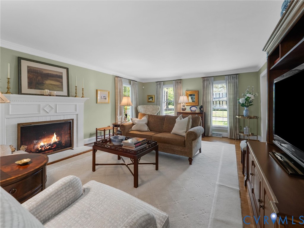 11811 Prince Regent Pl