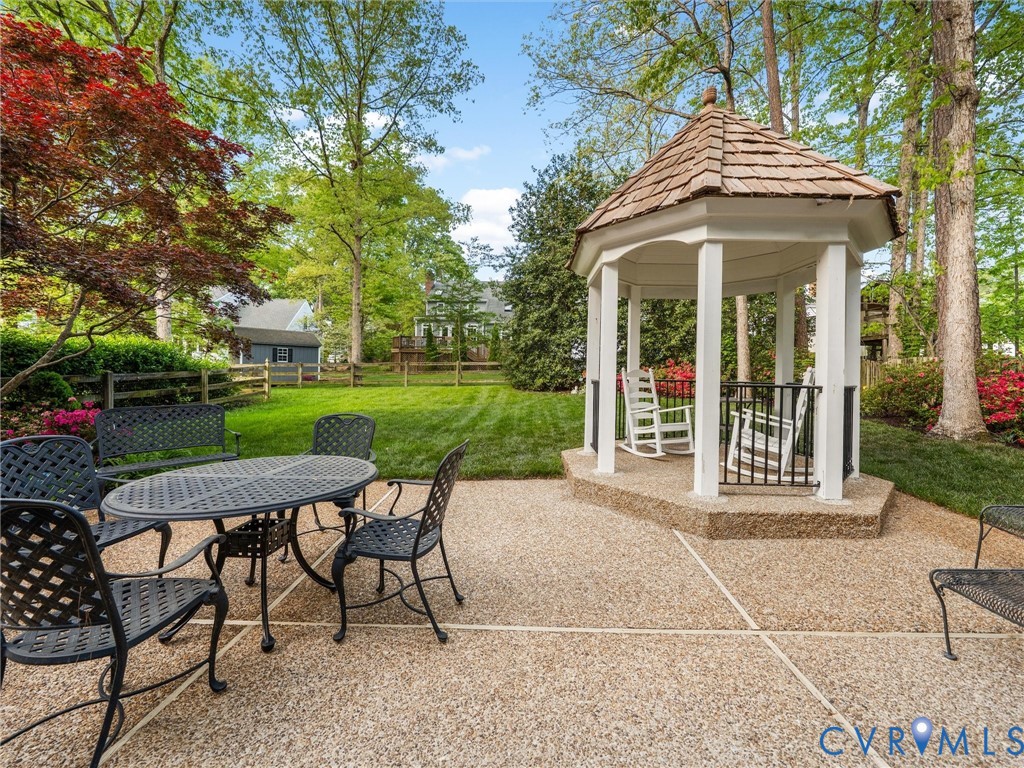 11811 Prince Regent Pl