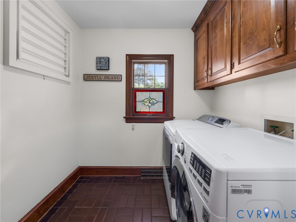 11811 Prince Regent Pl