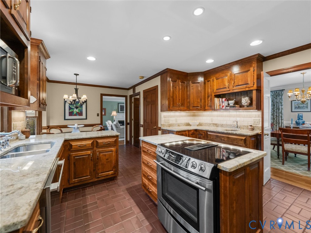 11811 Prince Regent Pl