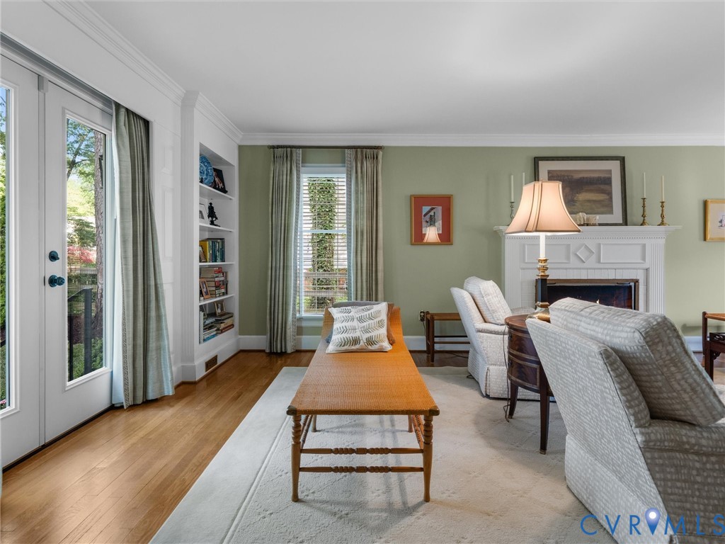 11811 Prince Regent Pl