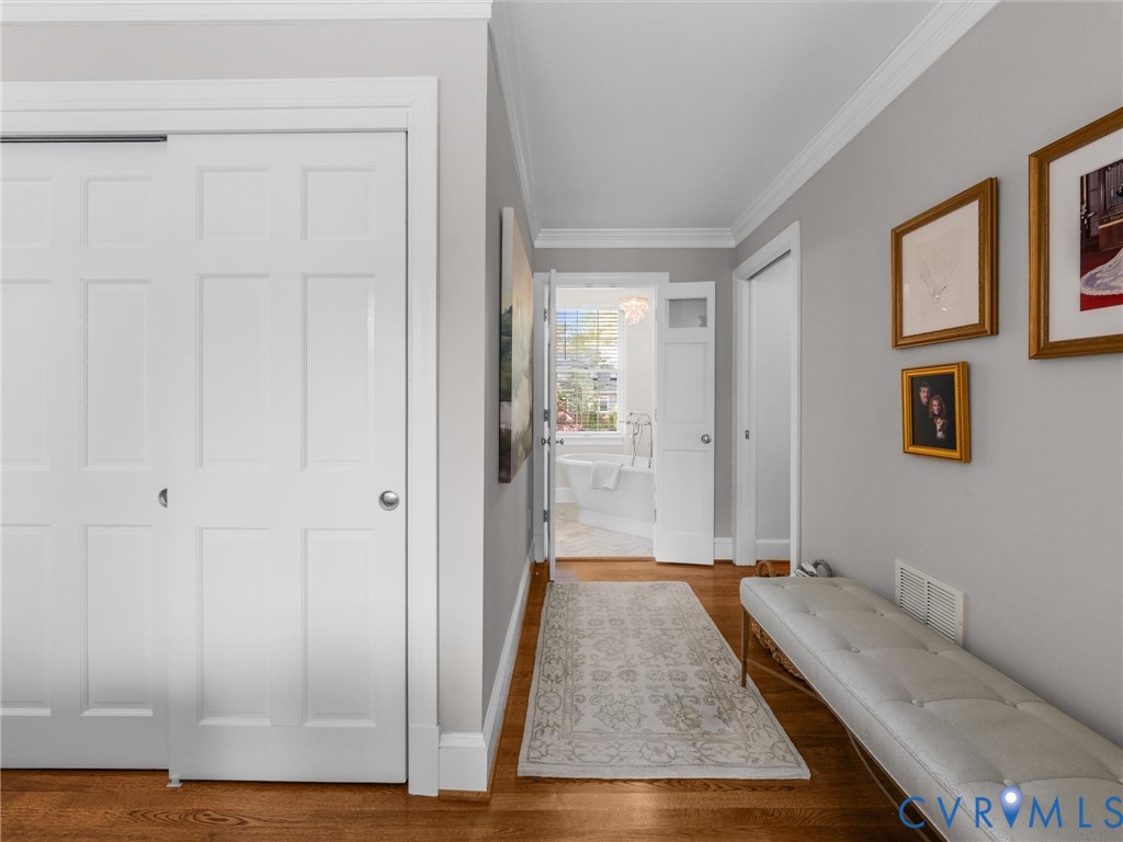 11811 Prince Regent Pl